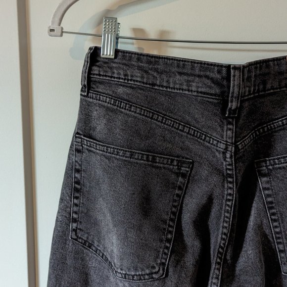 H&M Mom Ultra High Ripped Straight Ankle Jeans - Size 8 - Picture 7 of 7